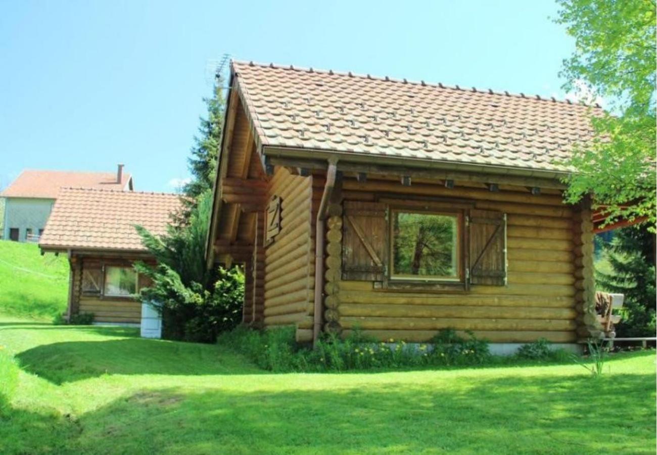 L'Ours Noir Chalet En Rondins La Bresse Exteriör bild