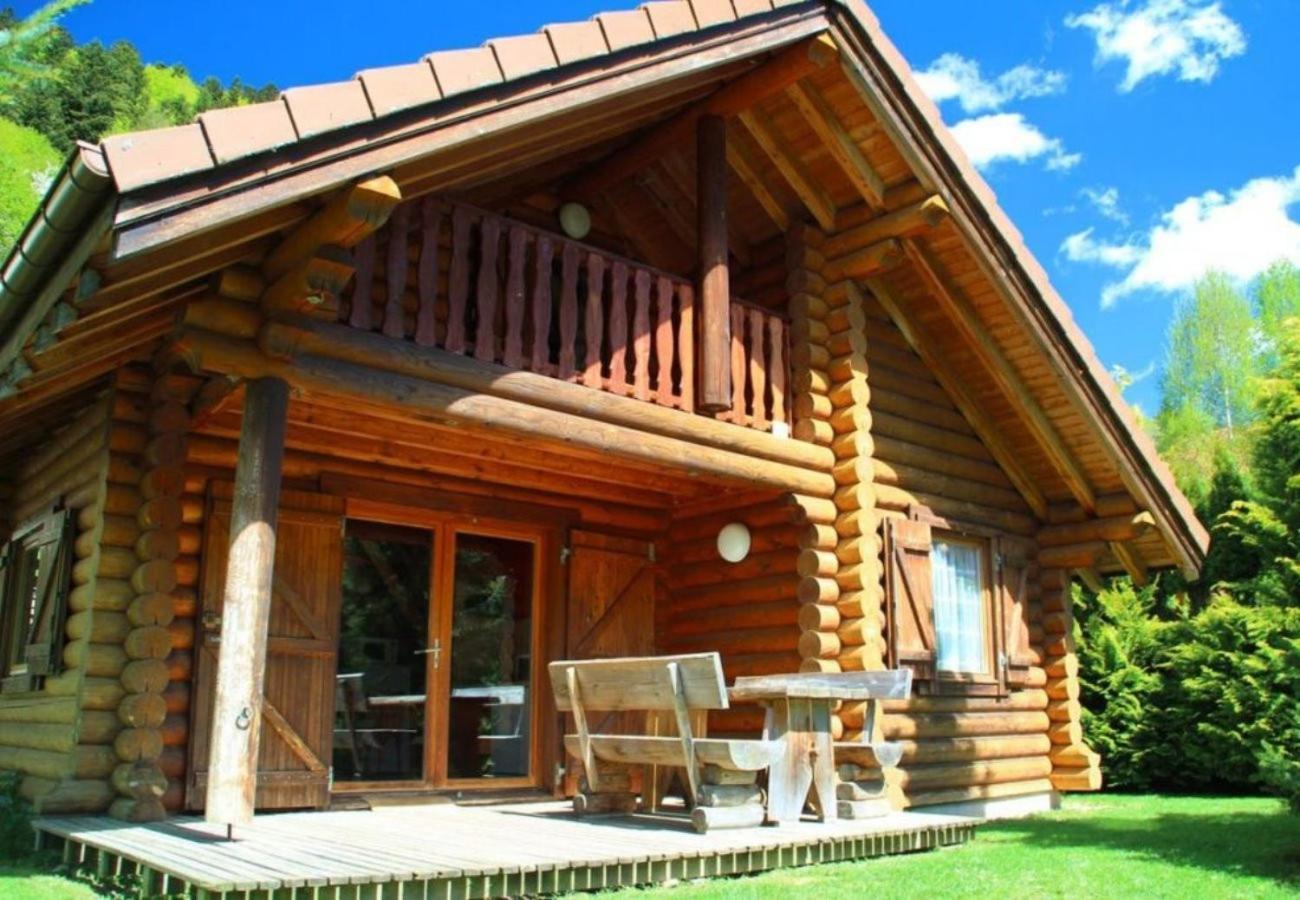 L'Ours Noir Chalet En Rondins La Bresse Exteriör bild
